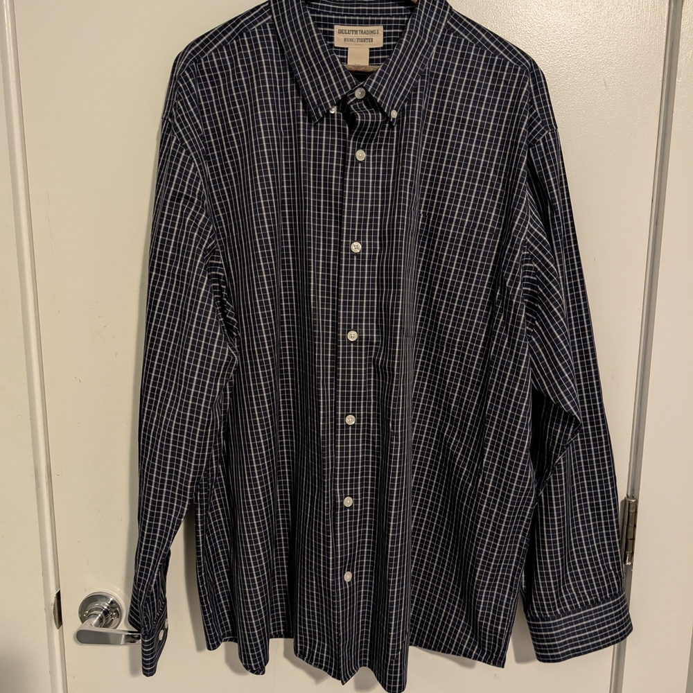 Duluth Trading Co Men's Navy and White Plaid Shirt